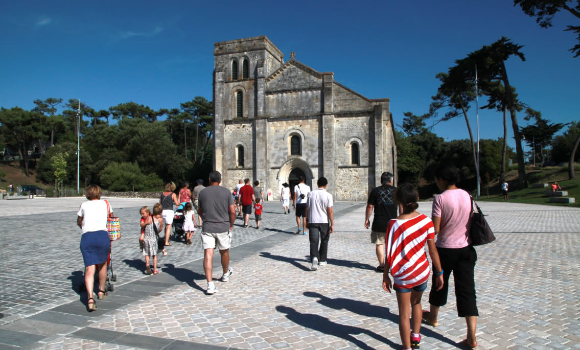 basilique-soulac-medoc-atlantique-3-2